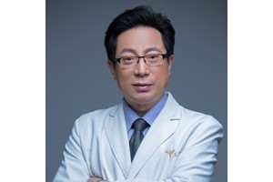 北京潤美玉之光自體脂肪豐胸哪個(gè)醫(yī)生好