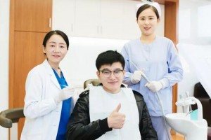 牙齒矯正不是青少年的專利，成年人也有追求美的權(quán)利”