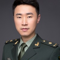 李喆