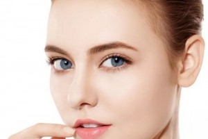 襄陽德爾美醫(yī)療美容整形醫(yī)院做的假體隆胸價格