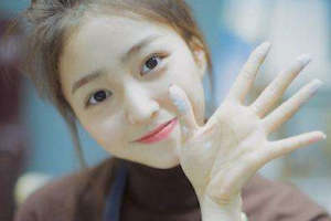 大連紅禾谷醫(yī)療美容診所整形價格表(價目表)一覽及醫(yī)院介紹