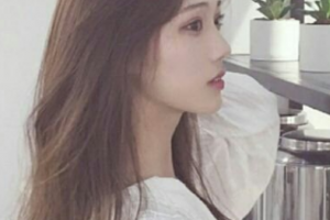 南京寧益眼科中心門診部施濟(jì)芳整形價(jià)格表激光去眼袋案例展示