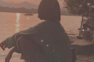 西安中心醫(yī)院燒傷整形科張蒙整形價(jià)格表附硅膠墊下巴案例展示