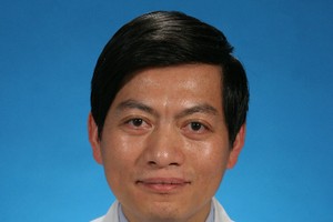 上海九院李圣利去眼袋怎么樣？附眼部整形價(jià)格表