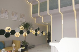 新鄉(xiāng)口腔醫(yī)院收費標準  內(nèi)附牙齒矯正術(shù)后的果圖