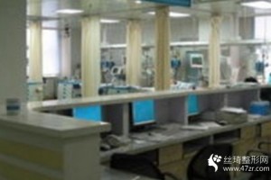 南京中大醫(yī)院整形科價(jià)格表假體隆鼻3個(gè)月術(shù)后果