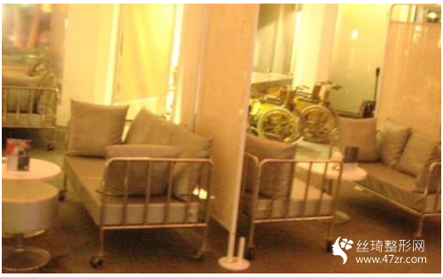 寧波第二醫(yī)院整形瘦腿真人果太好了附價格表和醫(yī)生推薦