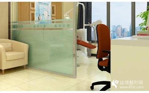 廣醫(yī)二院整形美容中心怎樣？吸脂塑形案例術(shù)后果+醫(yī)生推薦