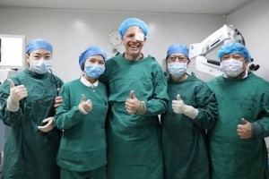 廣州睛亮眼科門診部葛堅(jiān)整形價(jià)格表附眼部案例展示