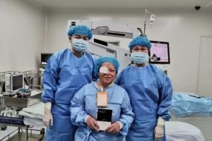 廣州阿瑪施眼科門診部洪劍威整形價(jià)格表附眼部案例展示