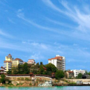 弋磯山醫(yī)院隆胸整形美容科