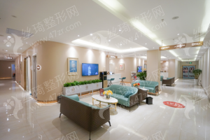 東莞做毛發(fā)種植醫(yī)院排行榜毛發(fā)種植項(xiàng)目術(shù)后案例記錄點(diǎn)評！毛發(fā)種植項(xiàng)目案例點(diǎn)評|醫(yī)院優(yōu)勢盤點(diǎn)